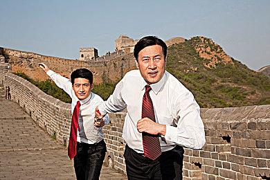 《战神：诸神黄昏》联名手机壳公布 与游戏同步上市